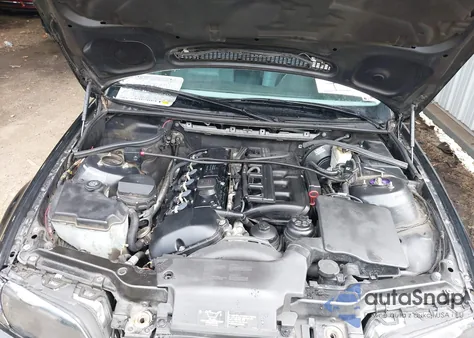 2002 BMW 325I из США, поврежденный, VIN WBAEV33492KL74134